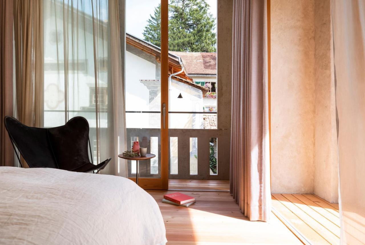 Отель Casa Caminada Furstenaubruck Экстерьер фото